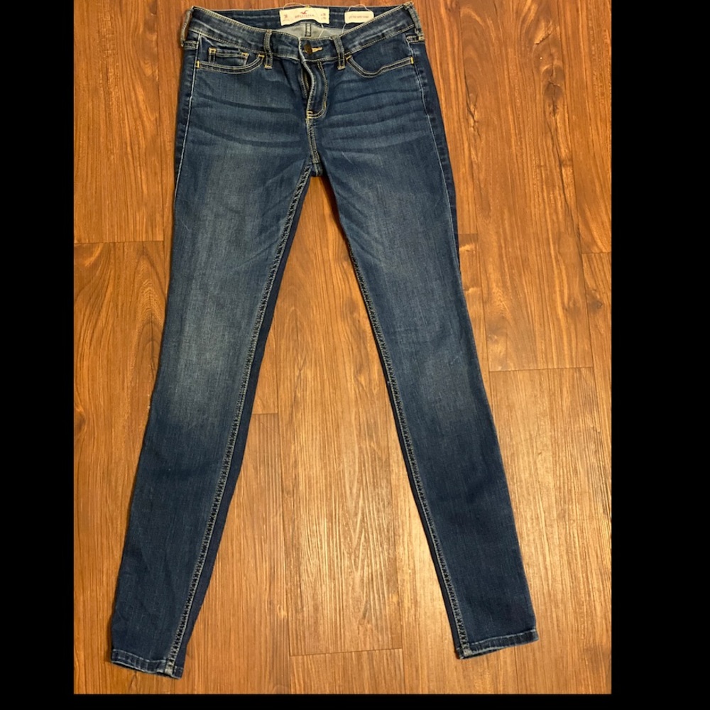 Hollister skinny jeans